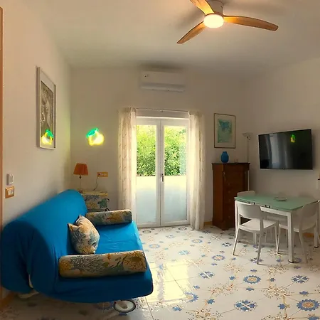 Sweetness & Pool Apartment Sorrent